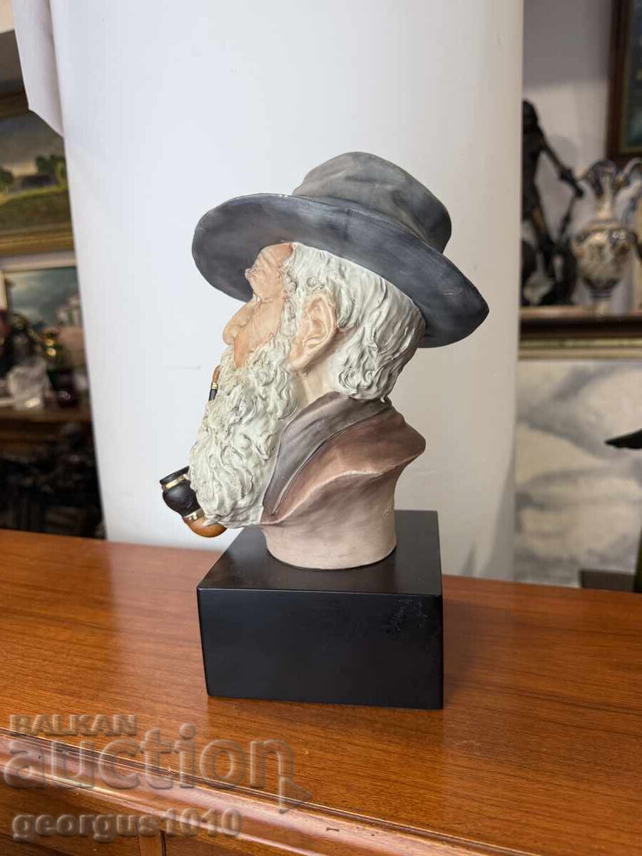 Delivery of Italian porcelain bust "Old Man with a Pipe" No. 7394