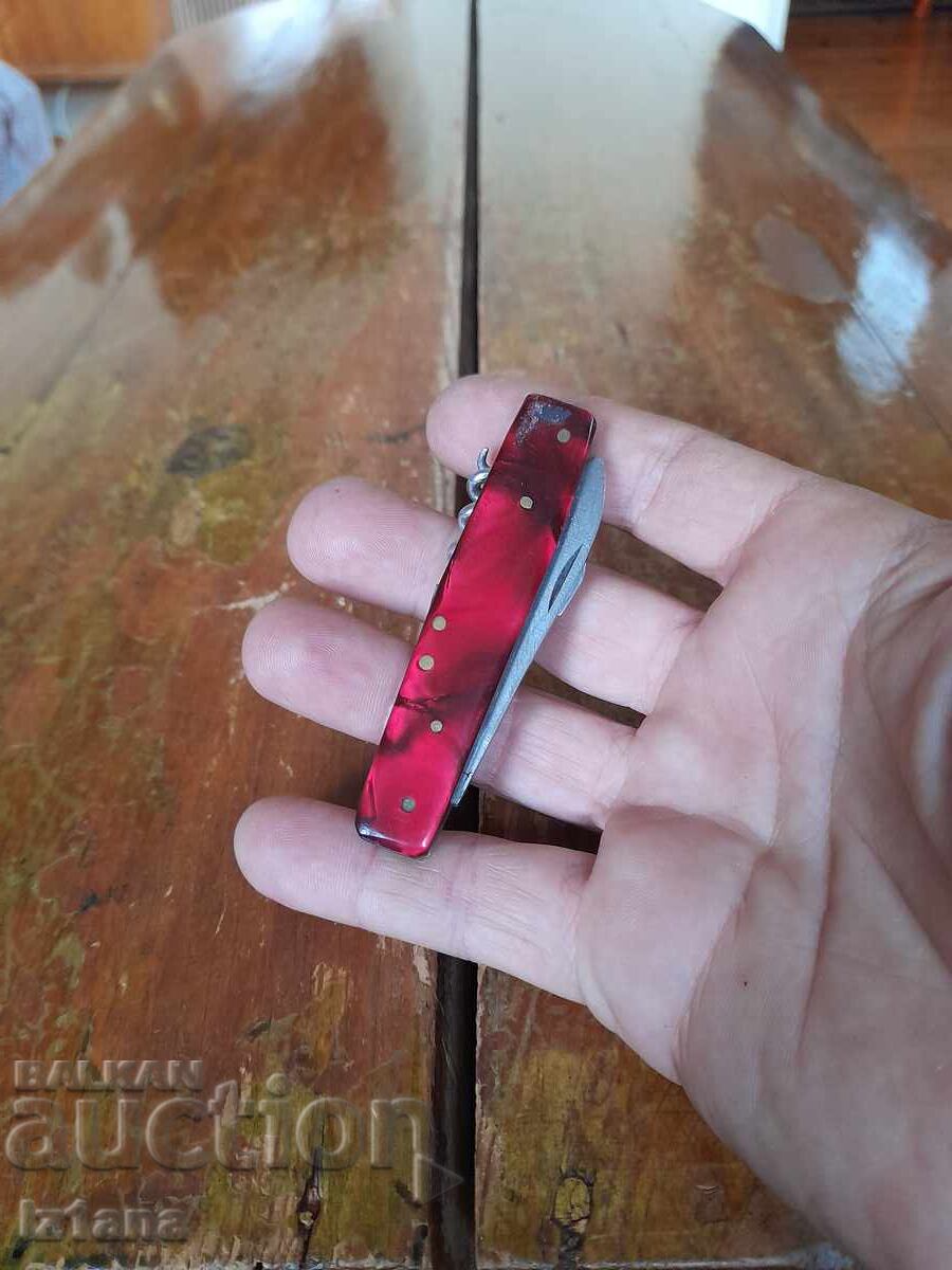 Old pocket knife, blade, blade with price 27.00 BGN | € 13.80 Old pocket knife, blade, blade with price 27.00 BGN | € 13.80