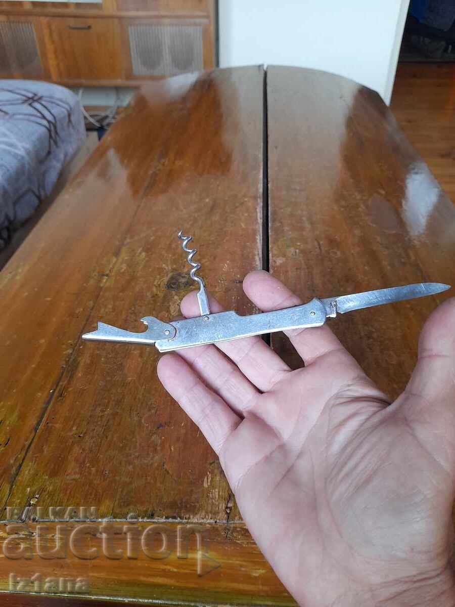 Delivery of Old pocket knife, blade, blade