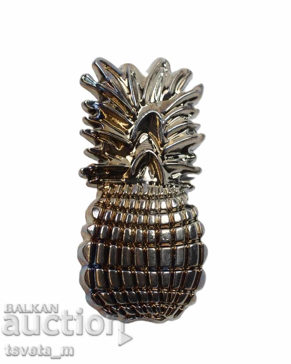 Καρφίτσα ανανάς Καρφίτσα ανανάς