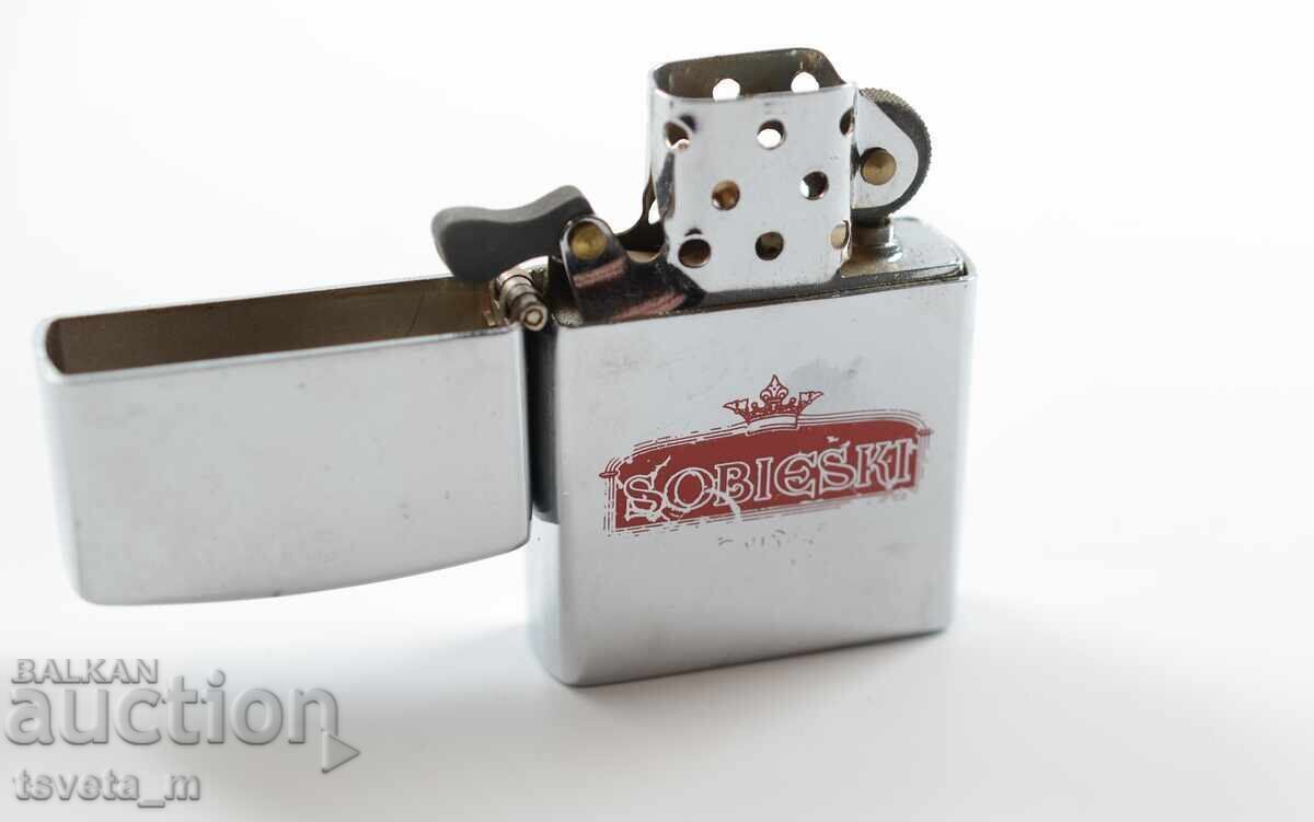 Livrarea Brichetă pe benzină SOBIESKI Livrarea Brichetă pe benzină SOBIESKI