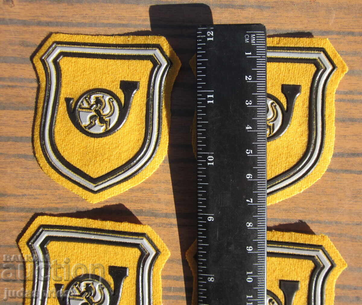 Δημοπρασία Bŭlgarska nashivka emblema znak Bŭlgarski poshti ot komunizma Δημοπρασία Bŭlgarska nashivka emblema znak Bŭlgarski poshti ot komunizma