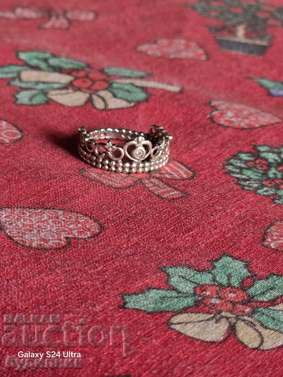 Ασημένιο δαχτυλίδι. 16,5 χιλ. Βάζω πάνω από 100 δημοπρασίες. Δες! με τιμή 18.99 BGN | € 9.71