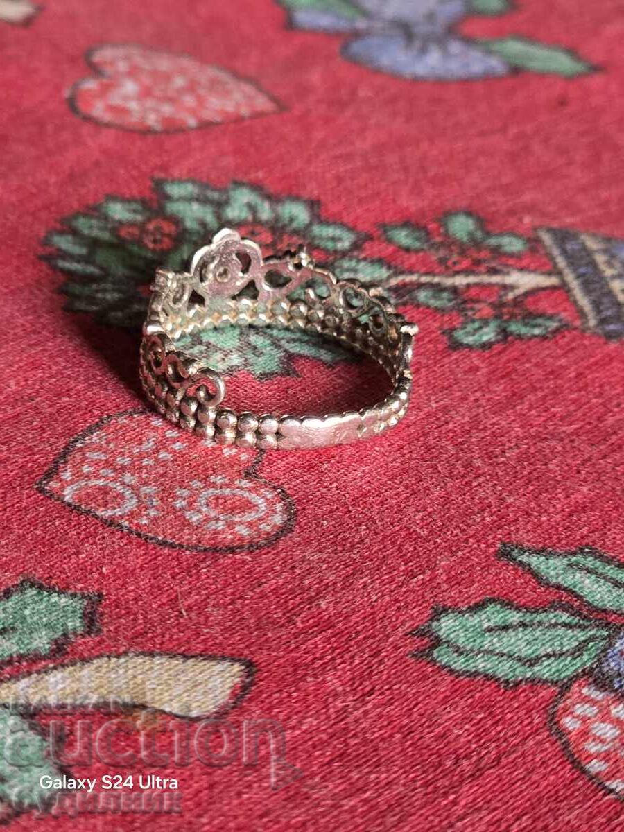 Παράδοση Ασημένιο δαχτυλίδι. 16,5 χιλ. Βάζω πάνω από 100 δημοπρασίες. Δες!