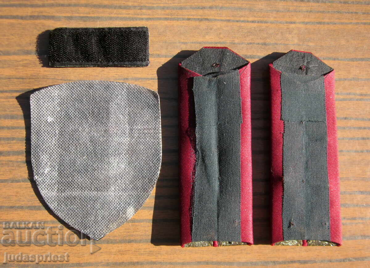 Δημοπρασία Παρτίδα Βουλγαρικών στρατιωτικών επωμίδων με στρατιωτικό έμβλημα σήμα ΒΑ