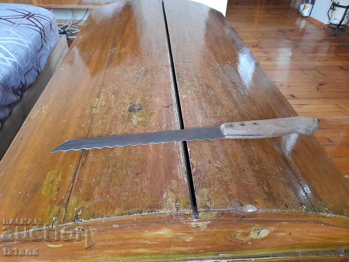 Cuțit de bucătărie vechi