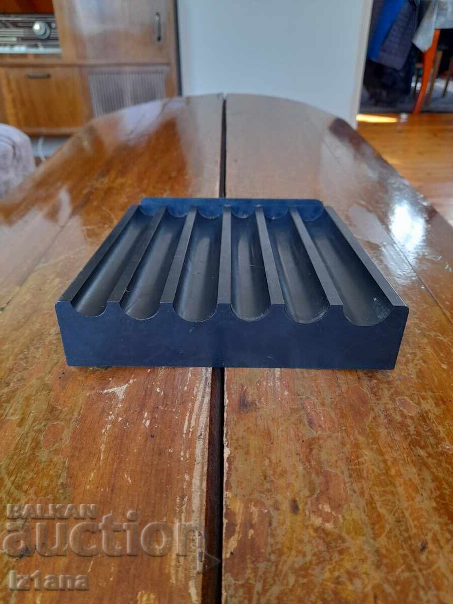 Δημοπρασία Παλιά μέντα