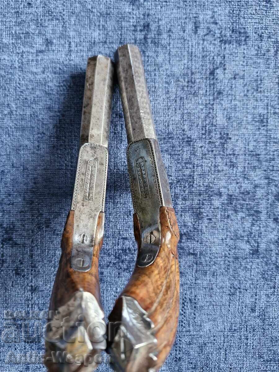 Pair of Pocket Pistols from France with Box. 1830-1850 - 5 Pair of Pocket Pistols from France with Box. 1830-1850 - 5