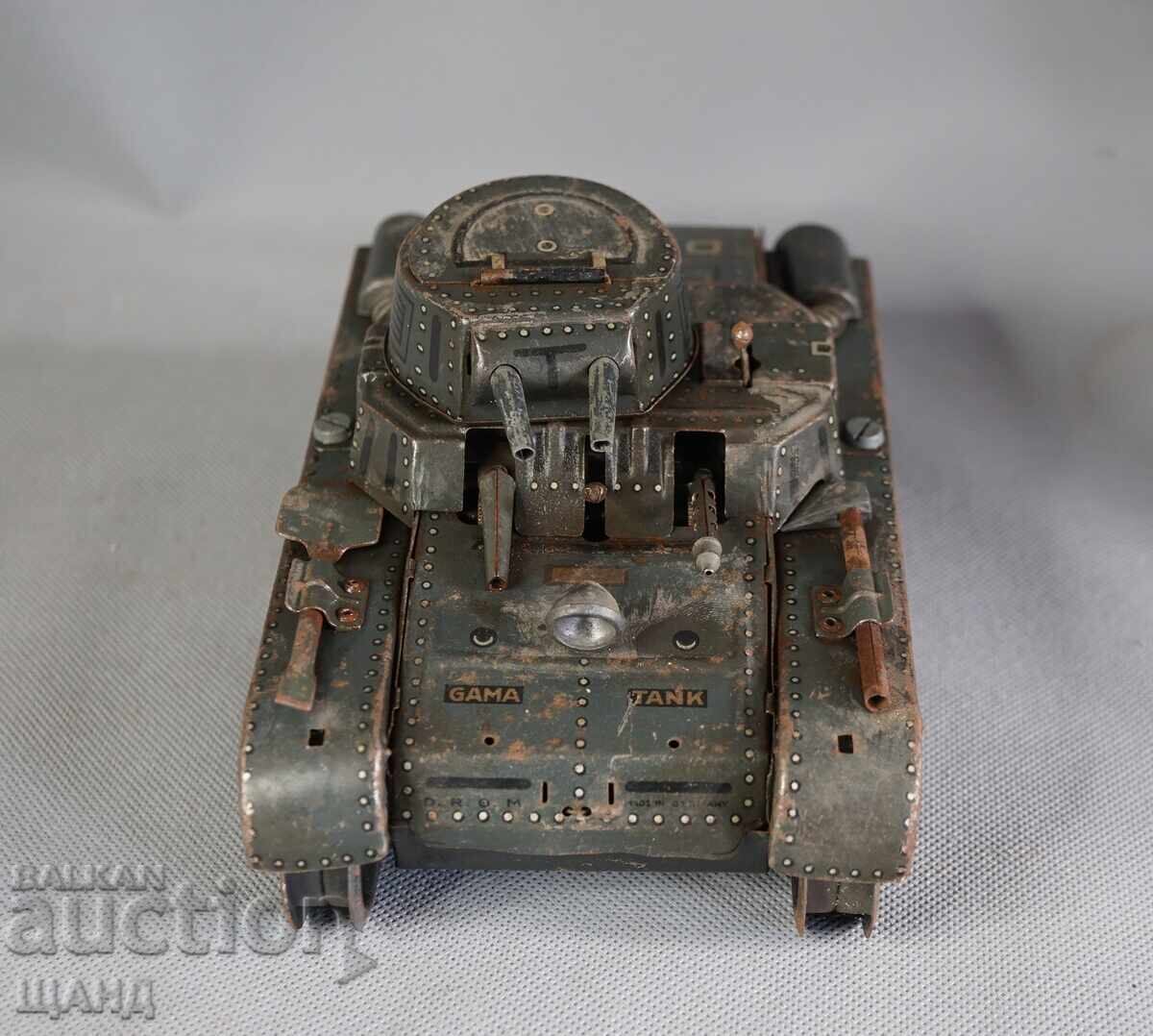 Old German metal mechanical toy tank model with price 70.35 BGN | € 35.97 Old German metal mechanical toy tank model with price 70.35 BGN | € 35.97