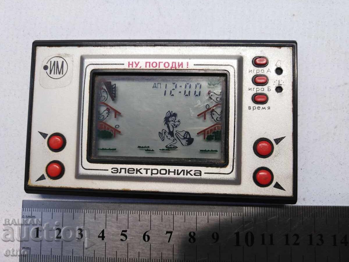 JOC ELECTRONIC VECHI USSR - NU, POGADI, JUCĂRIE cu preț 125.00 BGN | € 63.91