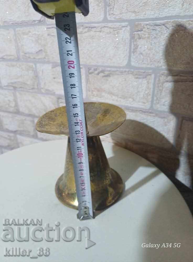 Δημοπρασία Περίεργο ορειχάλκινο αντικείμενο από το 1937 Δημοπρασία Περίεργο ορειχάλκινο αντικείμενο από το 1937