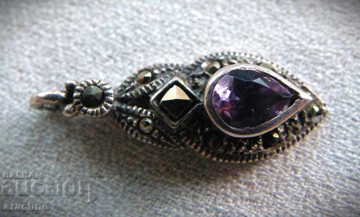 Παράδοση Ασημένιο μενταγιόν με αμέθυστο και μαρκαζίτες