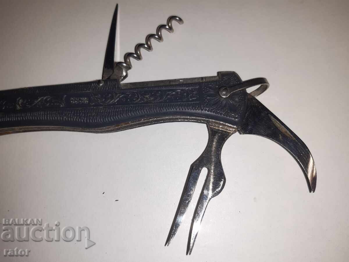 Auction Old razor blade, USSR foot/leg Auction Old razor blade, USSR foot/leg