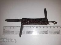 Vechi cuțit, picior de la URSS