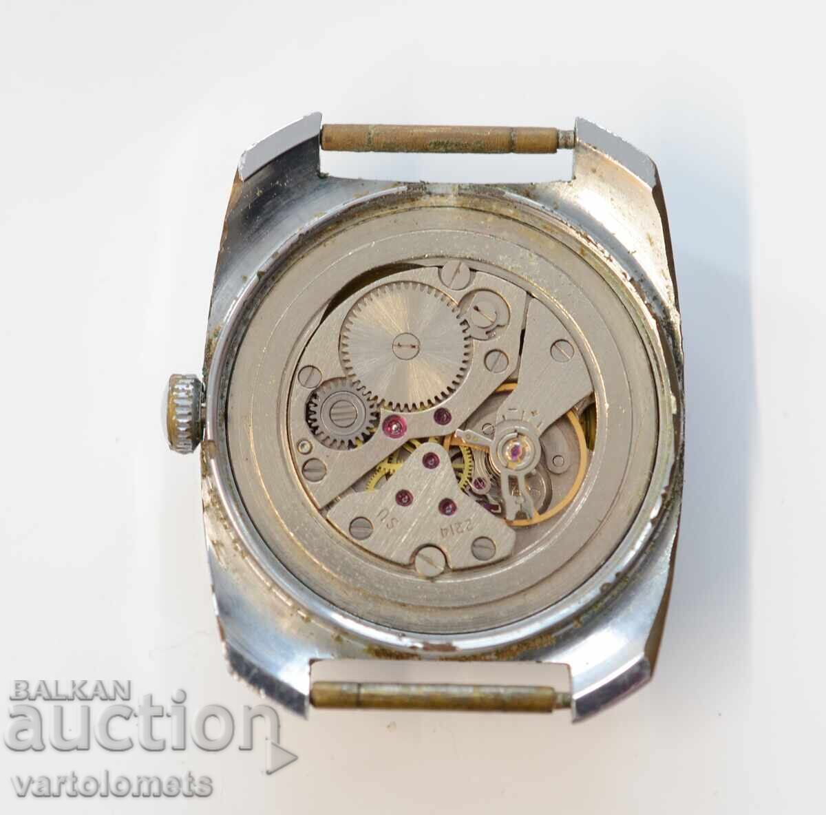 Men's watch VOSTOK USSR - not working with price 12.00 BGN | € 6.14