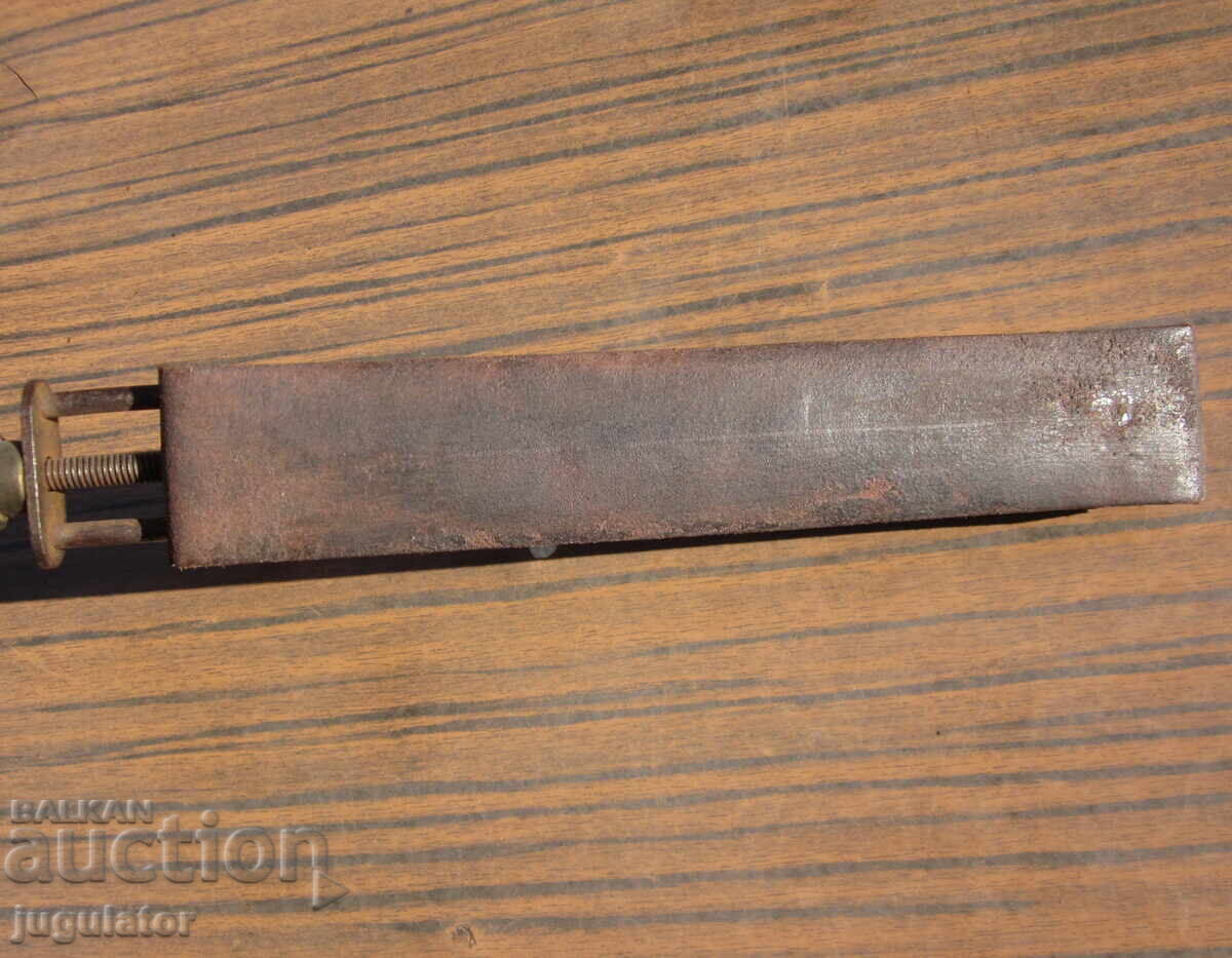 Δημοπρασία Παλιό, παλαιό, ακονιστήρι ξυραφιού, ξυράφια