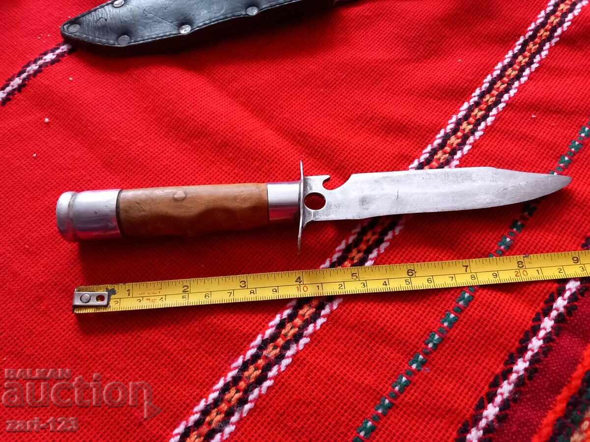 Licitație Cuțit de vânătoare/pescuit