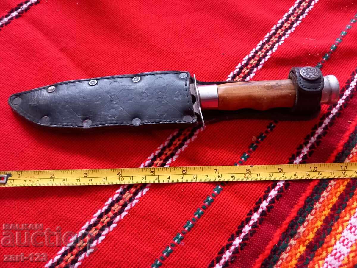 Livrarea Cuțit de vânătoare/pescuit