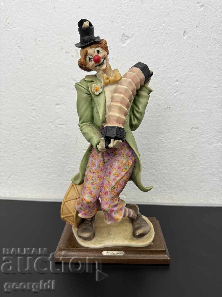 Στατούετα κλόουν Τζουζέπε Αρμάνι με ακορντεόν. Νο. 7413