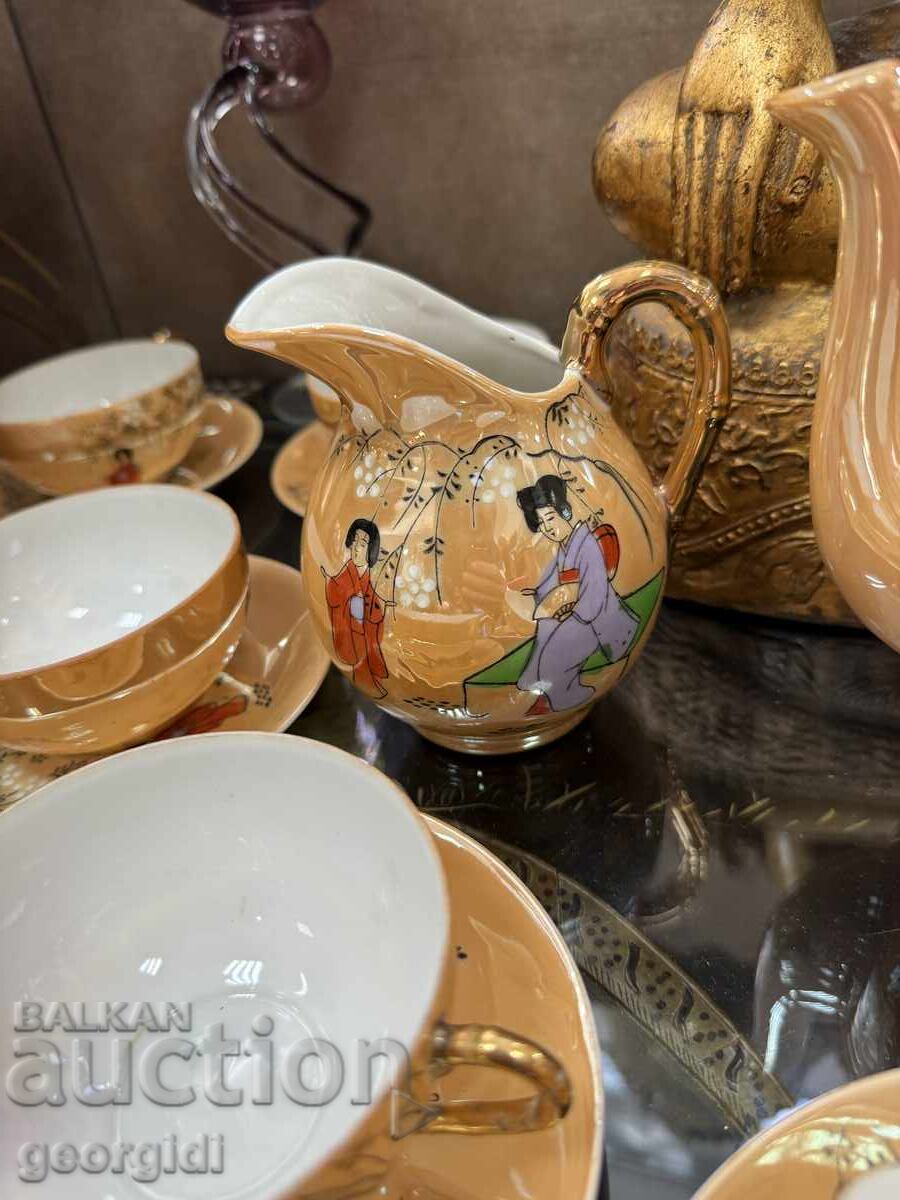 Livrarea Serviciu de porțelan chinezesc. Nr. 7415