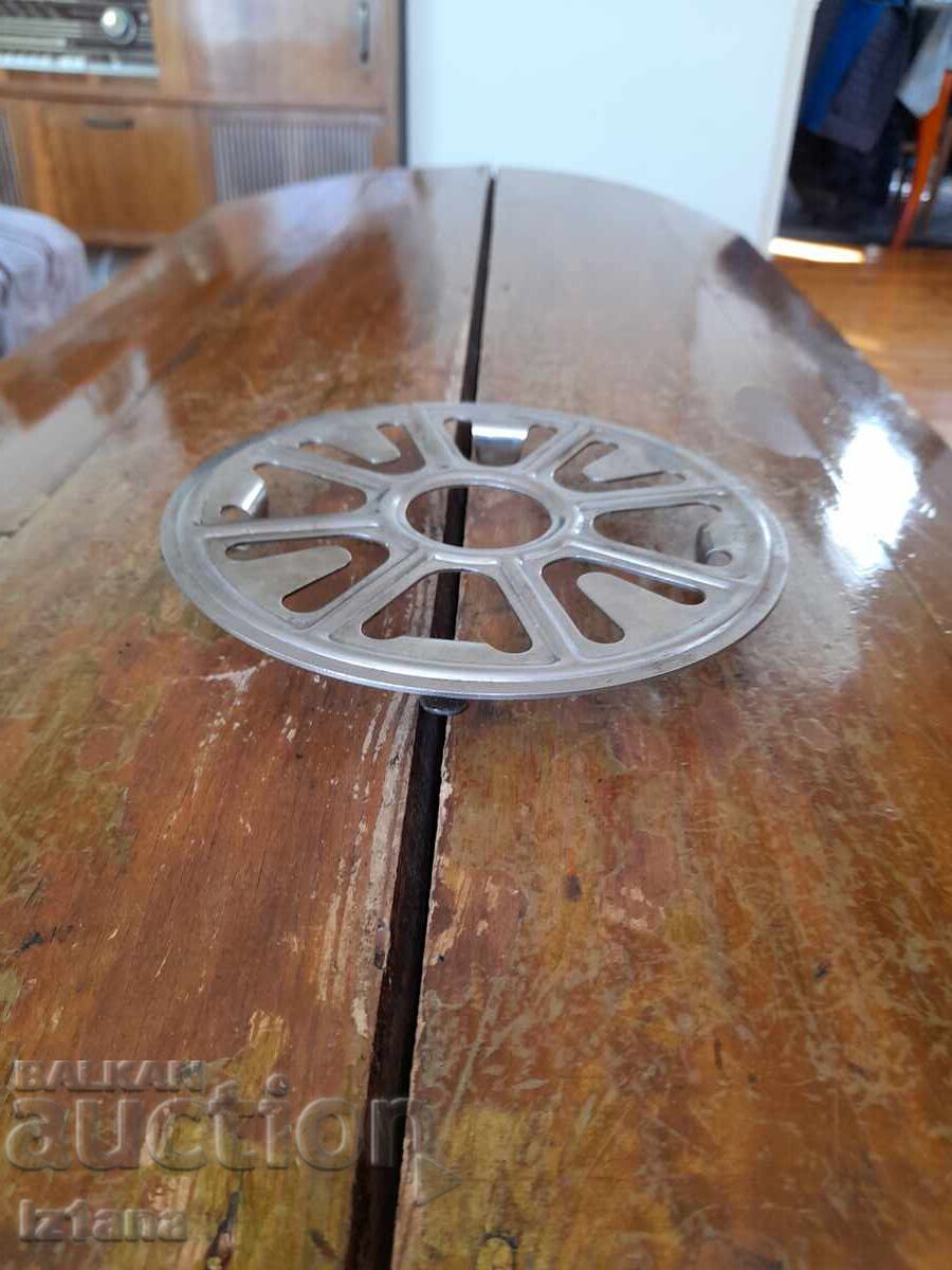 Παλιά σχάρα για ζεστά αντικείμενα