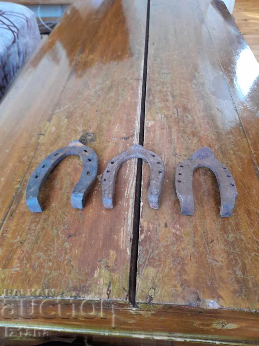 Potcoava veche, potcoave cu preț 33.00 BGN | € 16.87