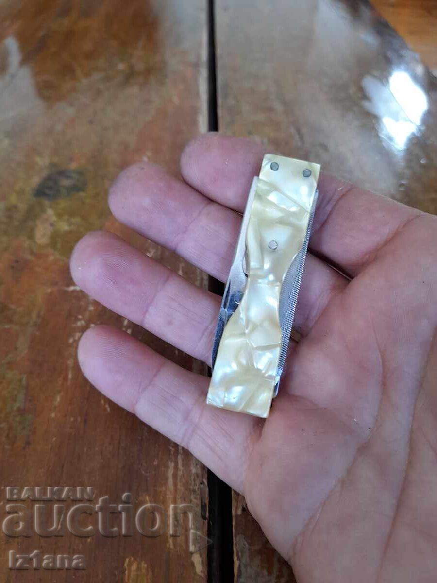 Δημοπρασία Παλιό Γυναικείο Τσεπωτό Μαχαίρι, εργαλεία για νύχια Δημοπρασία Παλιό Γυναικείο Τσεπωτό Μαχαίρι, εργαλεία για νύχια