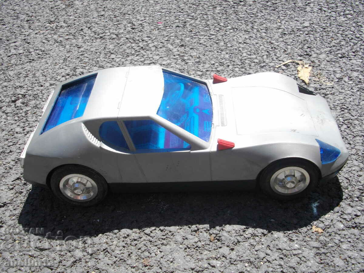 cărucior din plastic URSS cu preț 25.00 BGN | € 12.78 cărucior din plastic URSS cu preț 25.00 BGN | € 12.78