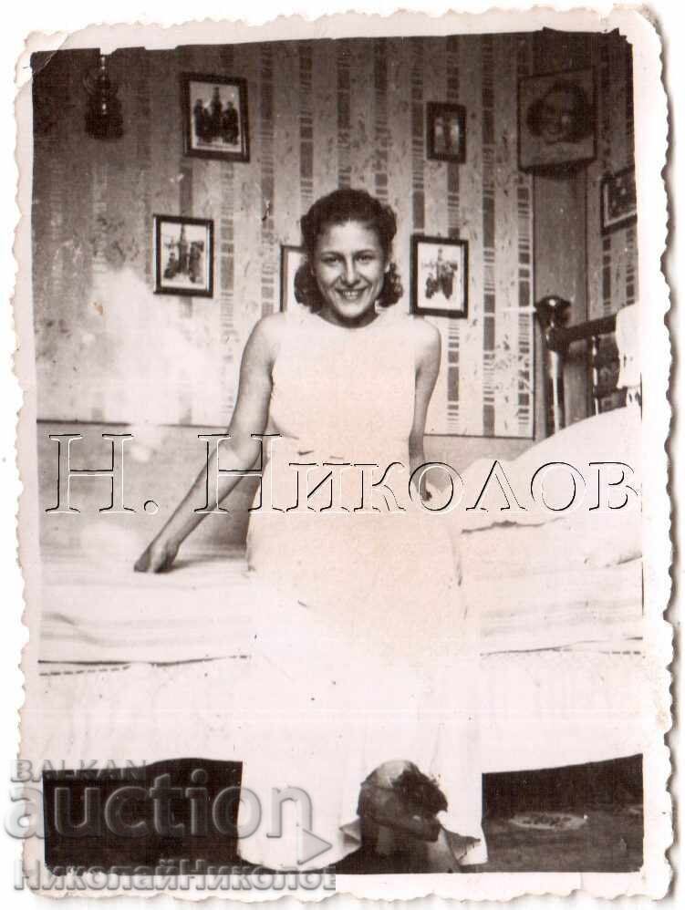 1943 ΜΙΚΡΗ ΠΑΛΙΑ ΦΩΤΟΓΡΑΦΙΑ ΕΛΛΑΔΑ ΓΚΙΟΥΜΟΥΡΤΖΙΝΑ ΝΕΑ ΓΥΝΑΙΚΑ Ε482