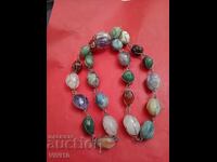 Colier vechi cu pietre semiprețioase