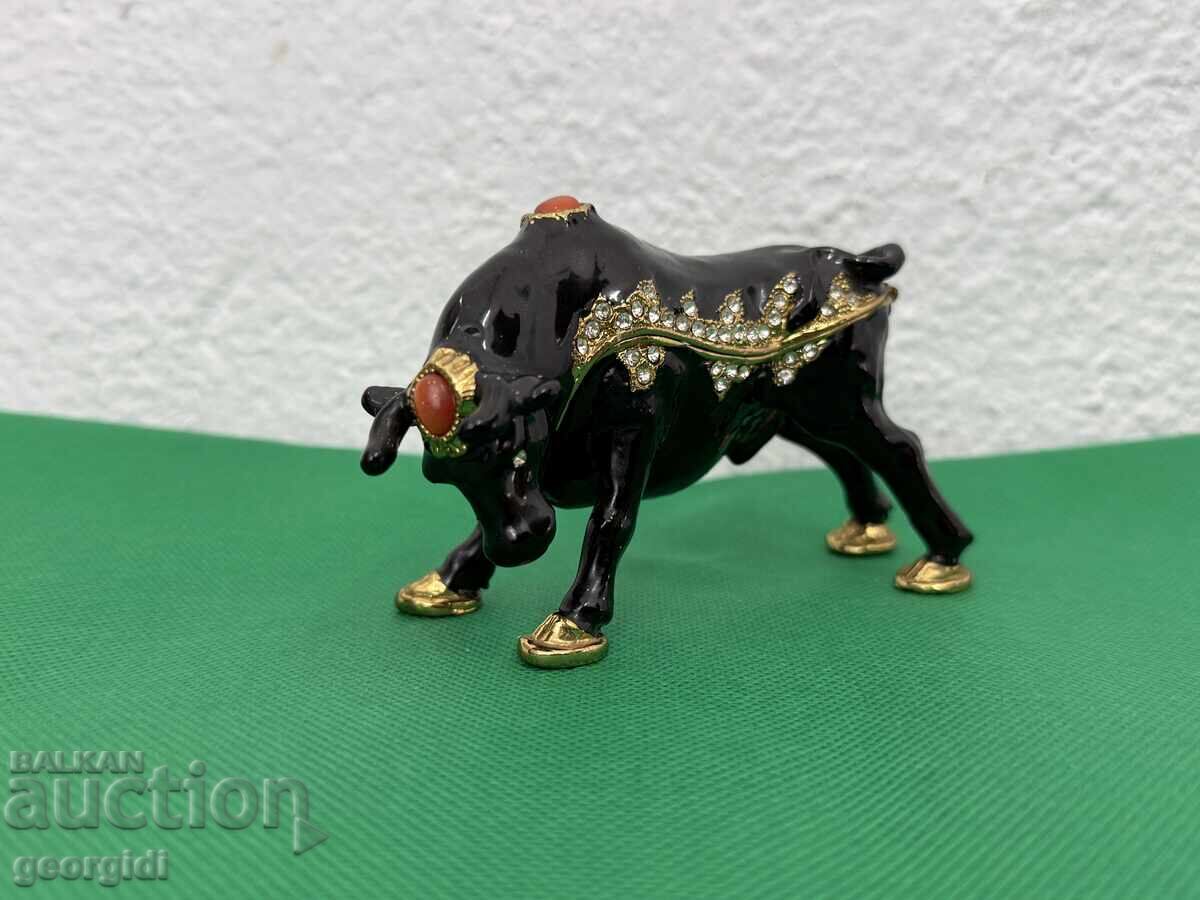 Handmade metal jewelry box. No. 7420 with price 55.00 BGN | € 28.12