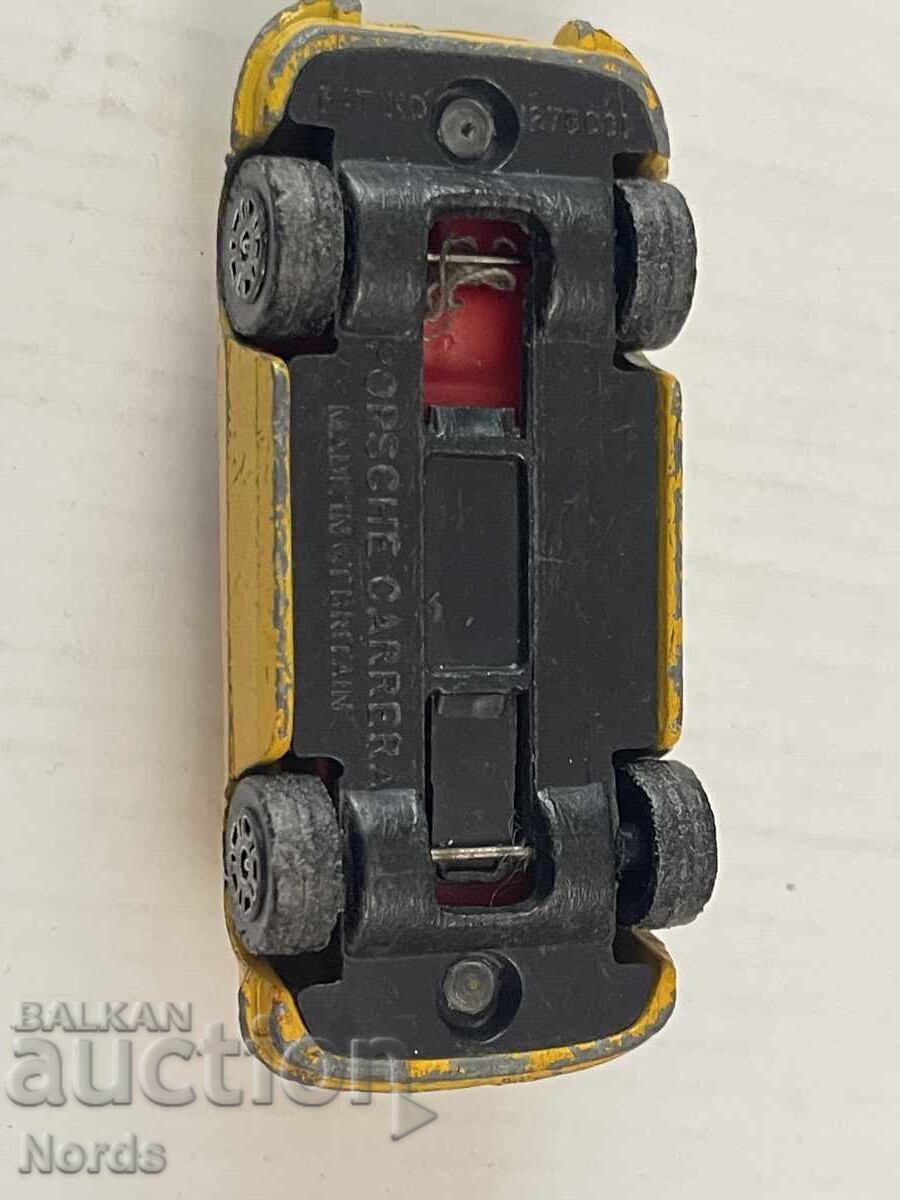 A metal cart - 5 A metal cart - 5