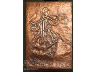 Plachetă de miere artistică basorelief, femeie în costum popular