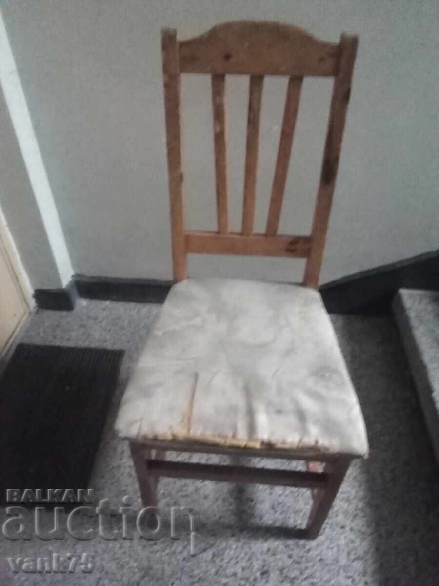 Scaune din lemn Scaune din lemn