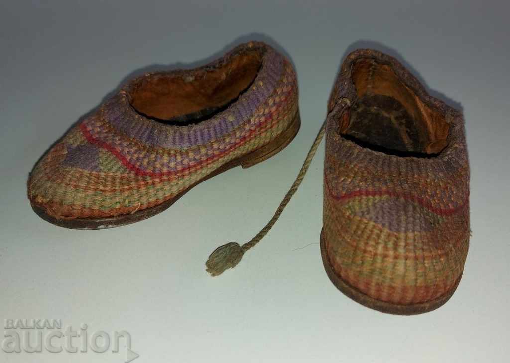 Δημοπρασία OLD 100 ΕΤΩΝ ΠΑΙΔΙΚΑ ΠΑΠΟΥΤΣΙΑ ΠΑΠΟΥΤΣΙΑ TRANDFORKS