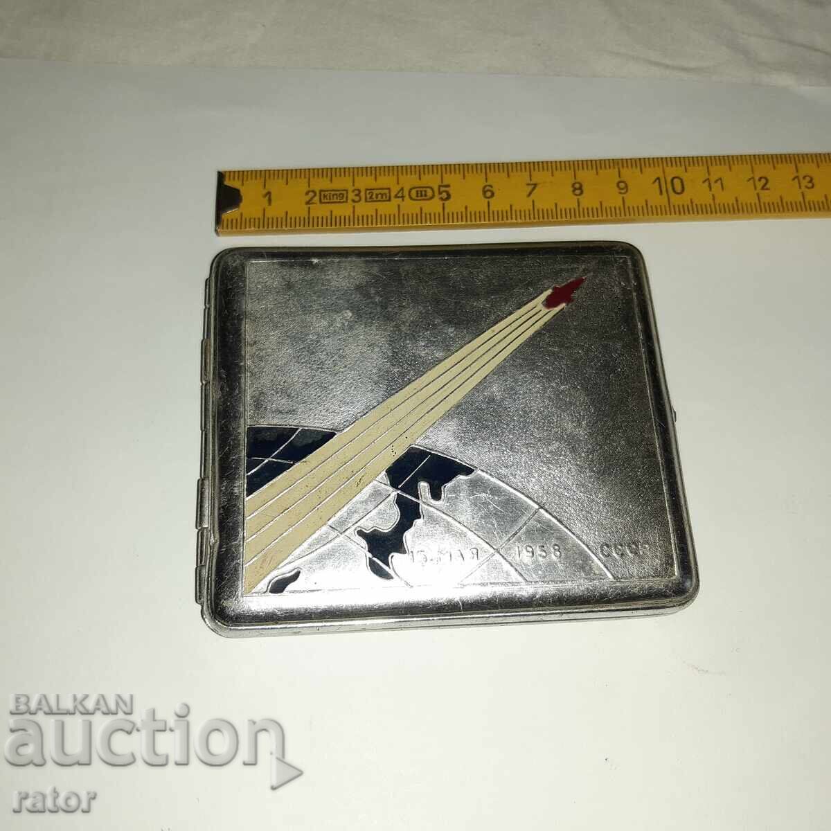 Old snuffbox COSMOS, SPUTNIK 3 1958, USSR. RARE! with price 38.00 BGN | € 19.43 Old snuffbox COSMOS, SPUTNIK 3 1958, USSR. RARE! with price 38.00 BGN | € 19.43