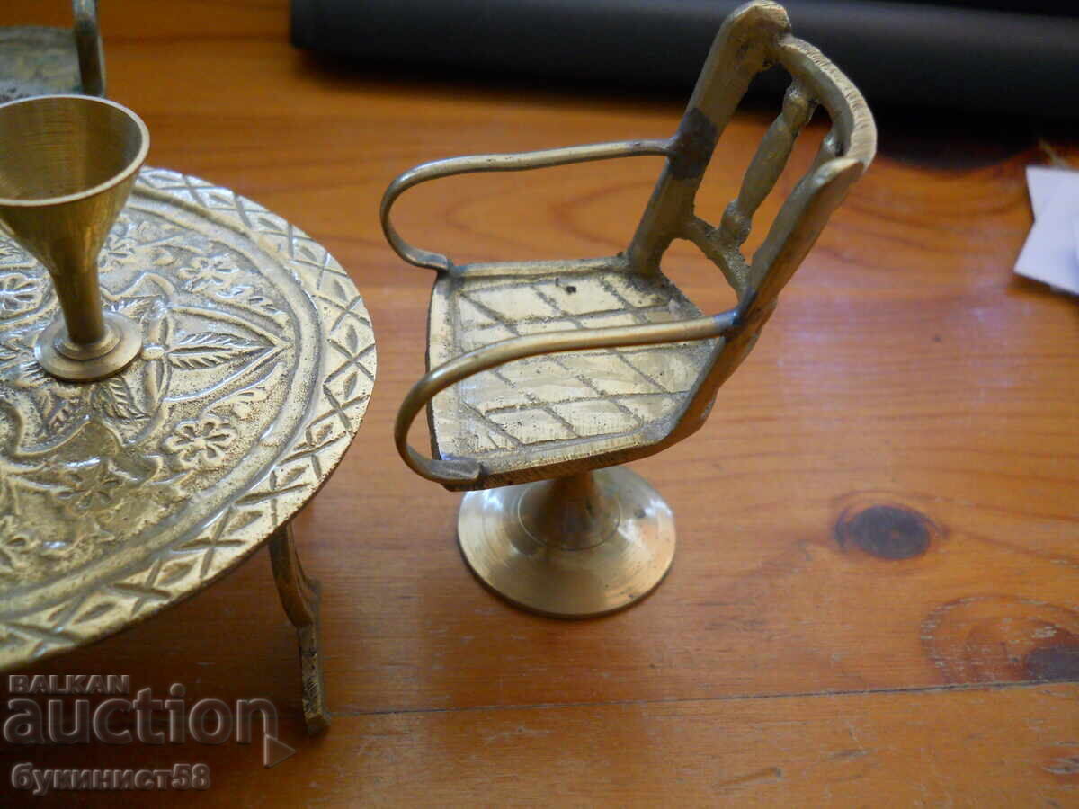 Licitație Set de bucătărie arabă din bronz - (miniatură) Licitație Set de bucătărie arabă din bronz - (miniatură)