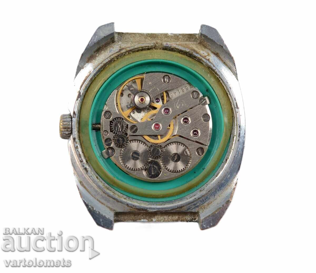 Мъжки часовник СЛАВА СССР  -  работи с цена 8.00 лв. | € 4.09