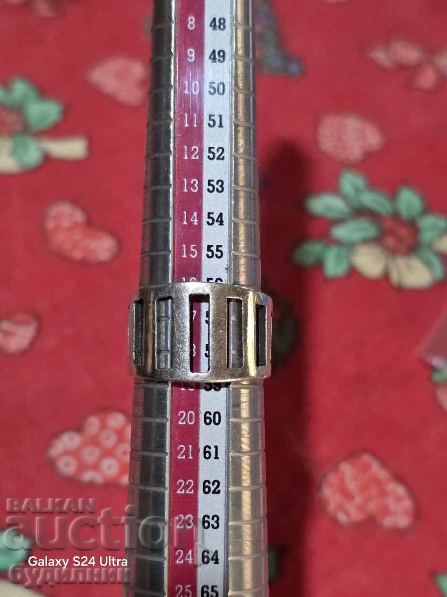 Сребърен пръстен. 18,3мм.  Пускам над 100 Аукциона. Разгледа - 5