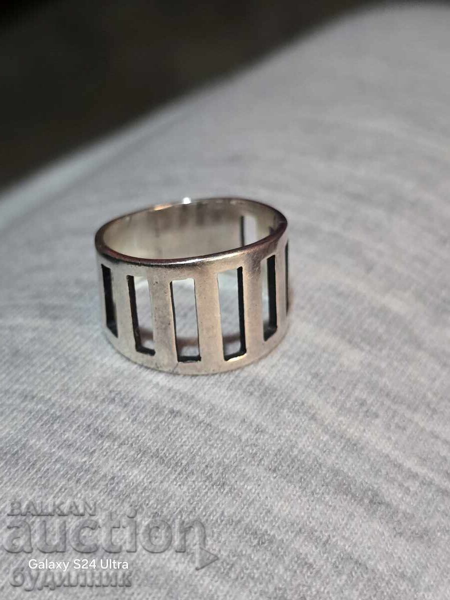 Сребърен пръстен. 18,3мм.  Пускам над 100 Аукциона. Разгледа