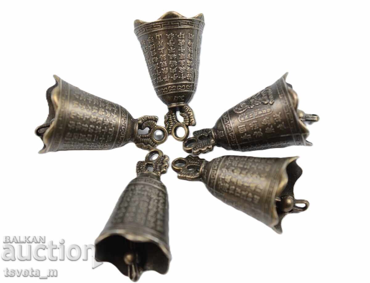 Аукцион 5 бр. Фън Шуй Звънчета с Куан Ин Аукцион 5 бр. Фън Шуй Звънчета с Куан Ин