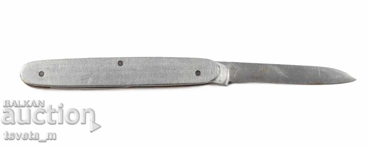 Παράδοση Ένα μαχαίρι τσέπης