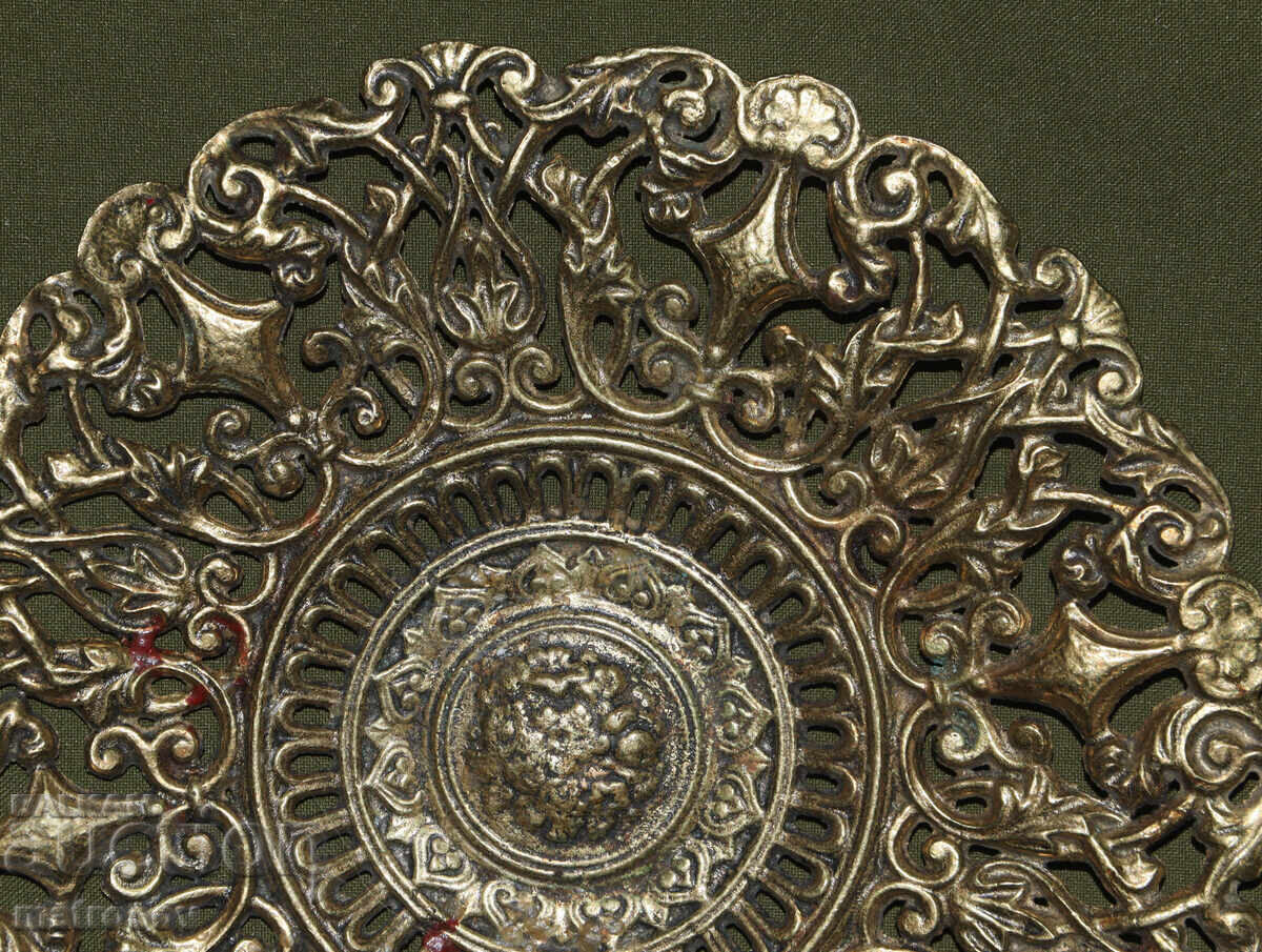 Παράδοση Παλιό ορειχάλκινο διακοσμητικό δίσκος πιάτο