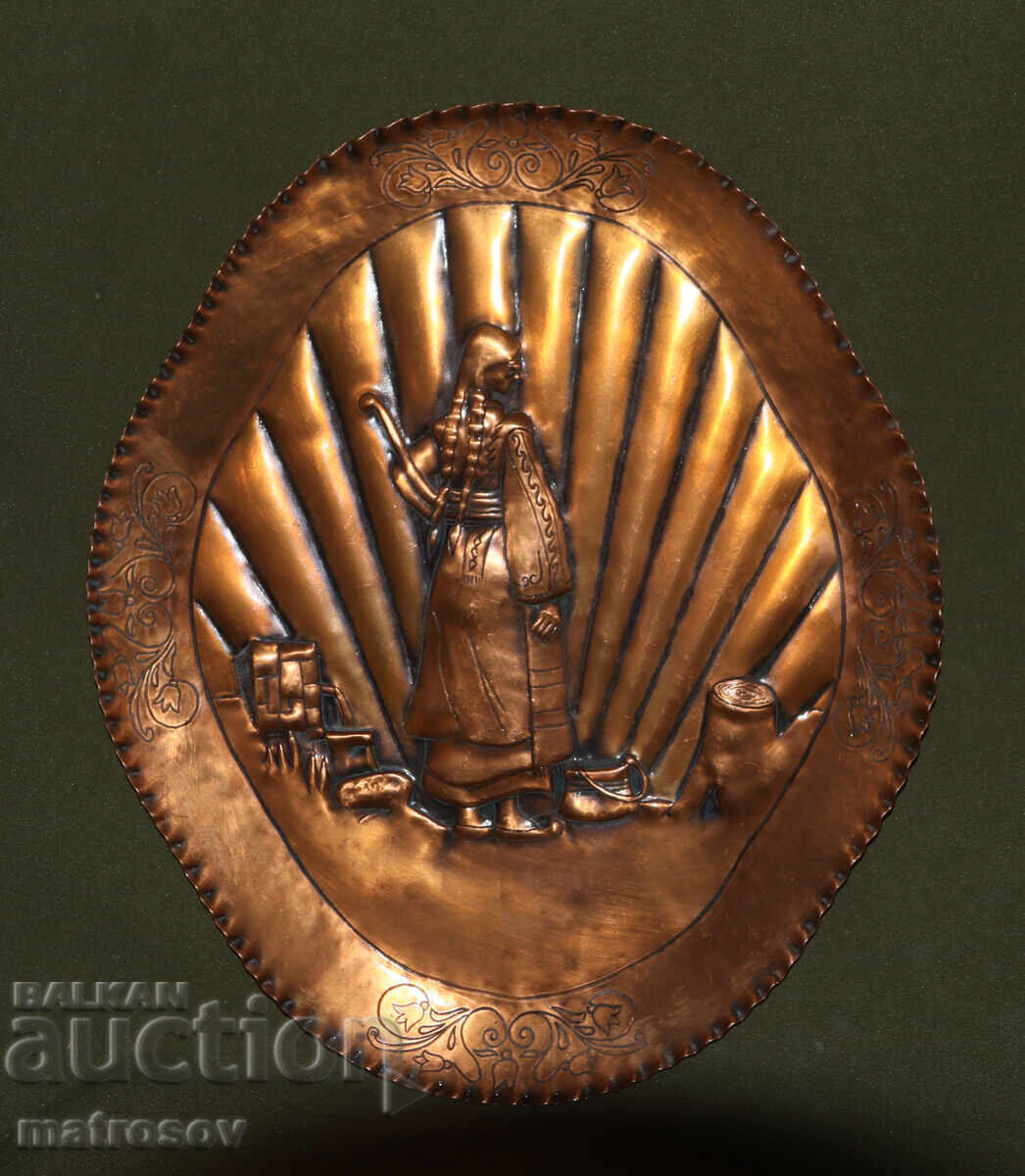 Δημοπρασία Αυθεντική μενταγιόν πλακέτα ανάγλυφο, λαογραφικό θέμα