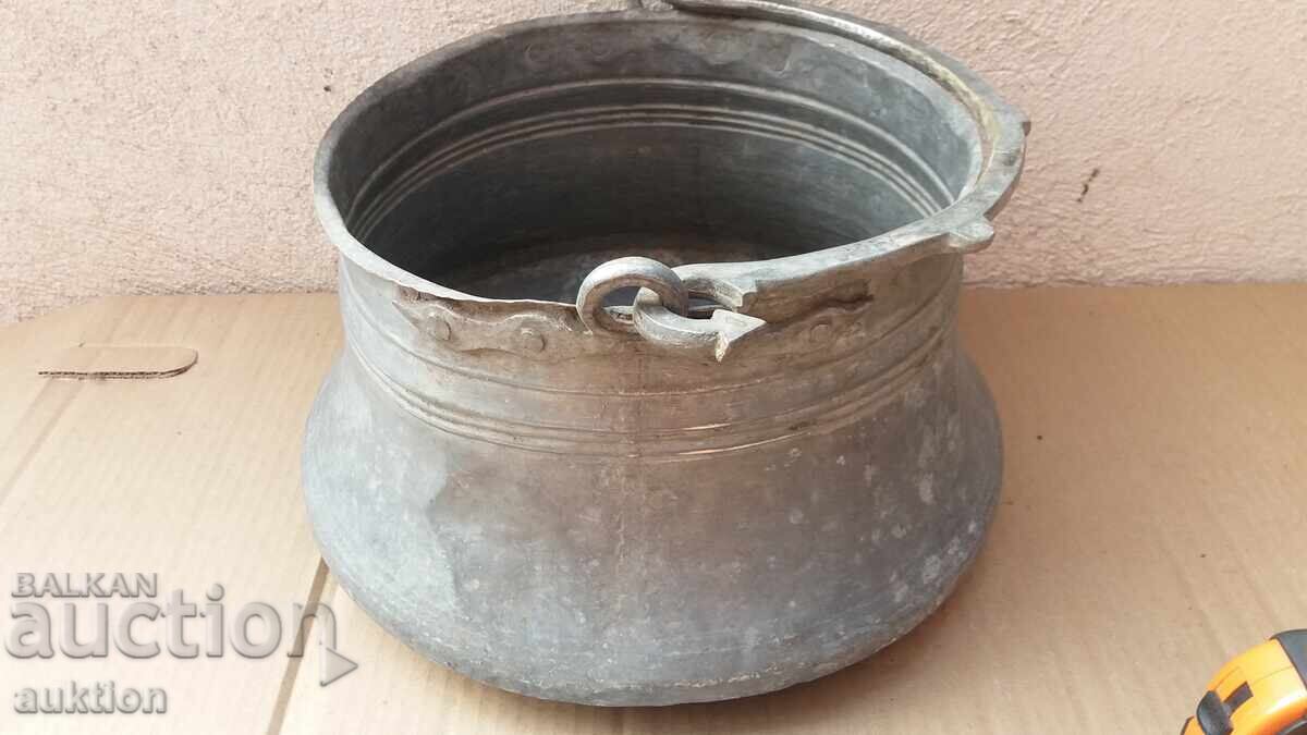 COVOARE DE RENAȘTERE, MÂNERE - CUPRU 10 LITRI - 5 COVOARE DE RENAȘTERE, MÂNERE - CUPRU 10 LITRI - 5