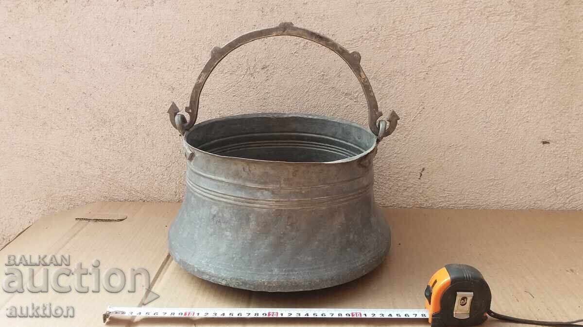 COVOARE DE RENAȘTERE, MÂNERE - CUPRU 10 LITRI COVOARE DE RENAȘTERE, MÂNERE - CUPRU 10 LITRI