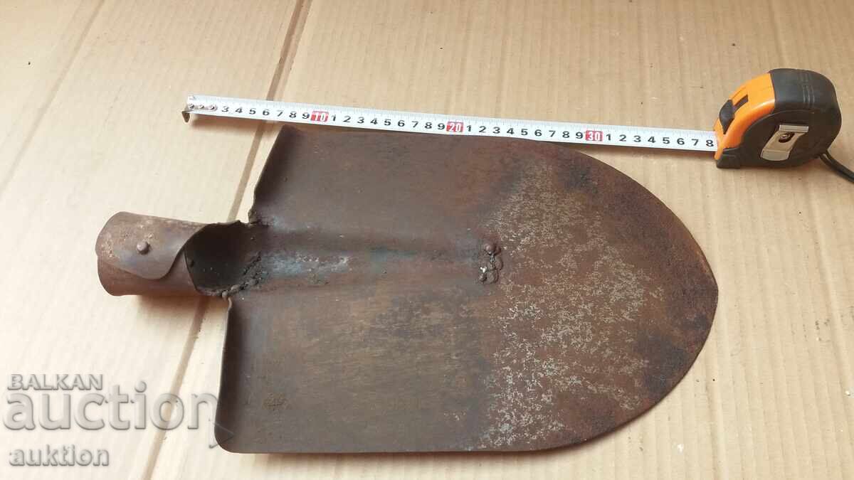 OLD RIGHT SHOVEL, TOOL - 5