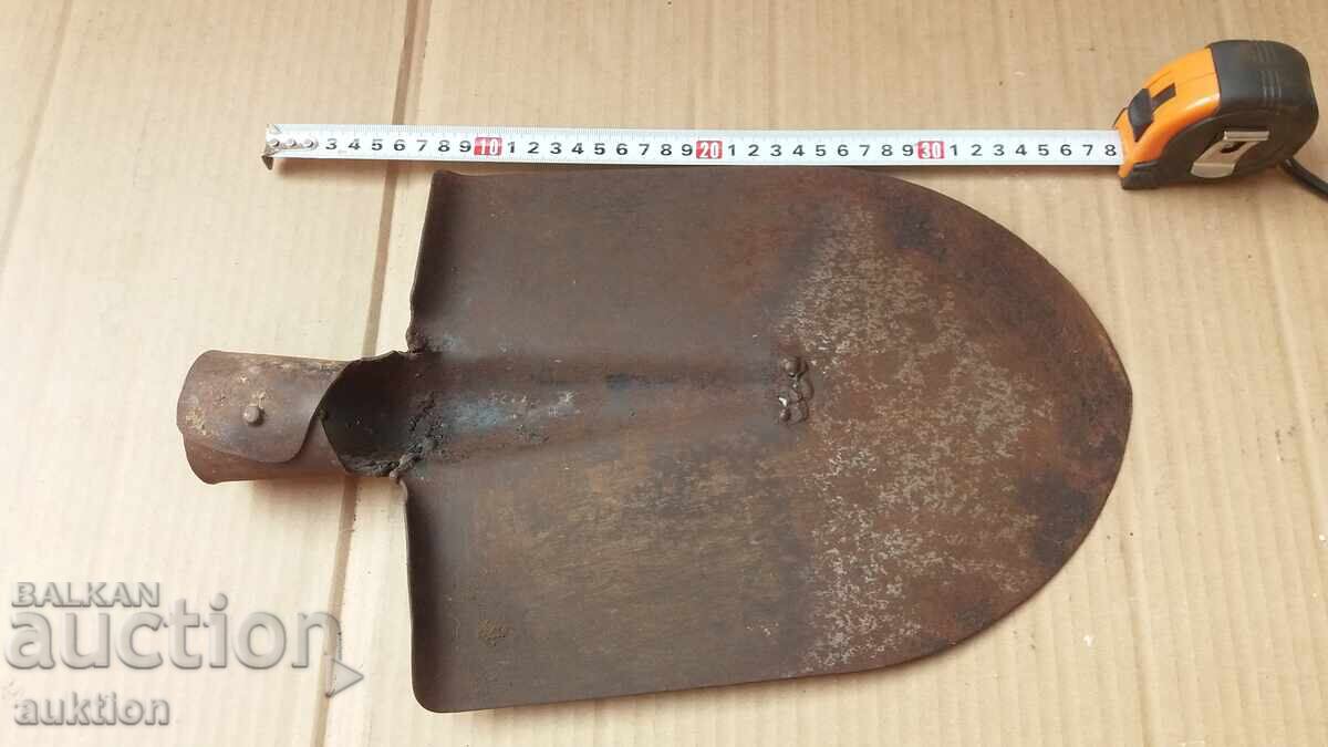 OLD RIGHT SHOVEL, TOOL - 6