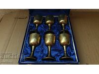 Αντίκα μπρούτζινο σερβίτσιο κρασιού σε κουτί - ασημένιο