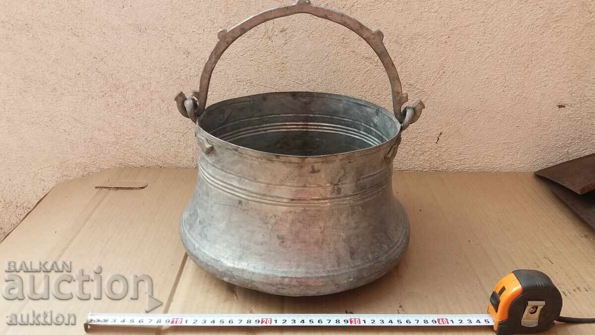 VAS MASIV DIN CUPRU FORJAT, CUPRU - STANIU - 10 LITRI cu preț 69.99 BGN | € 35.79